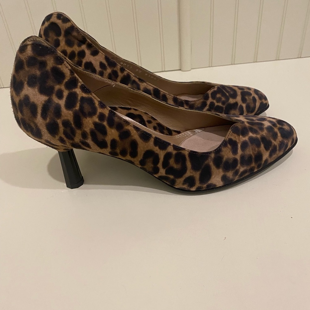 BeautiFeel Leopard Print Heels